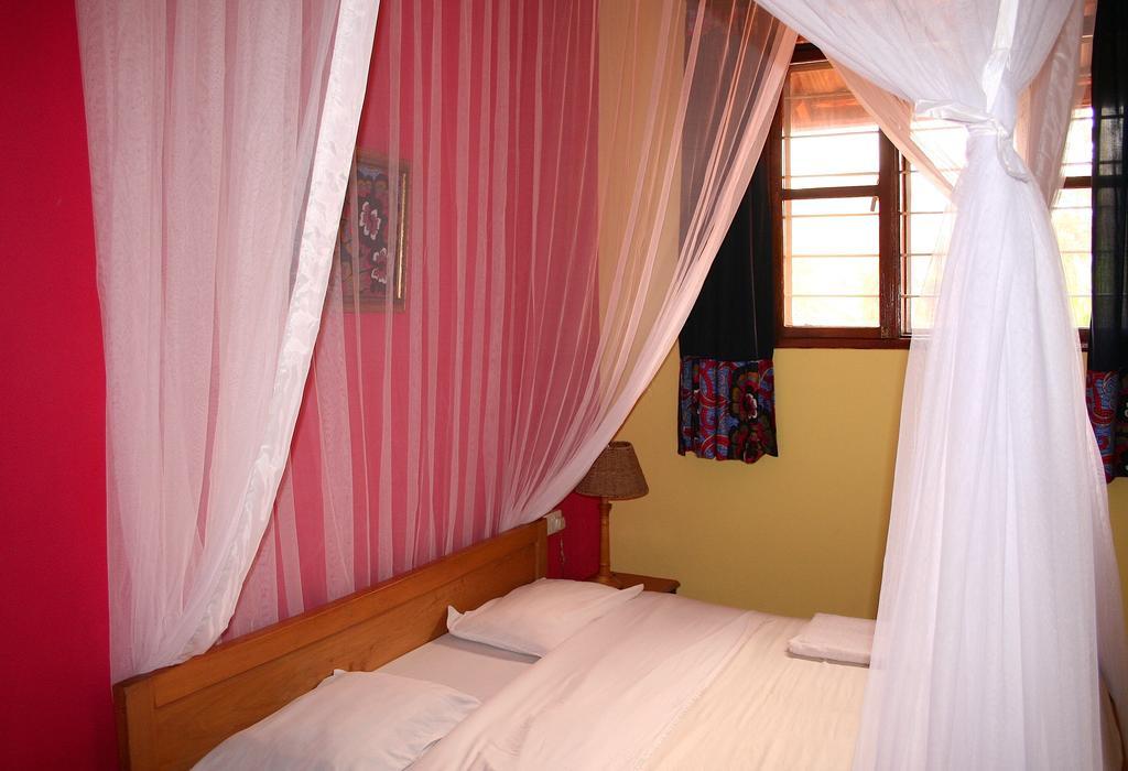 Hotel Acacia Кампала Номер фото