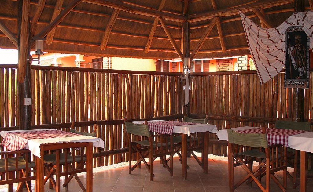 Hotel Acacia Кампала Екстер'єр фото